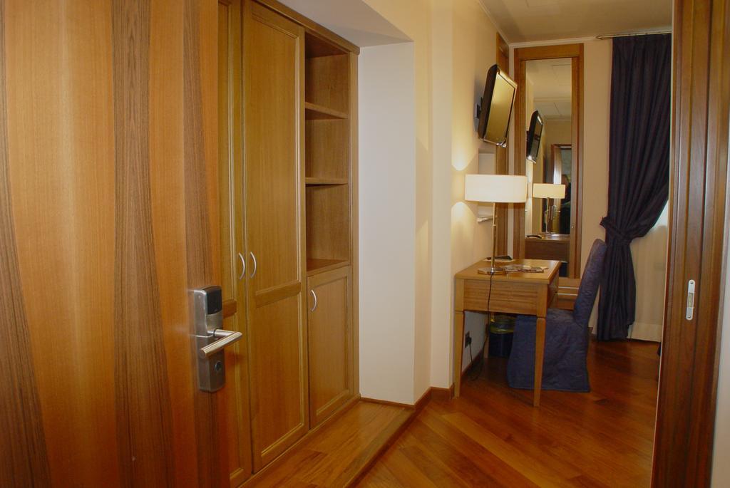 Hotel Iris Gênes Chambre photo