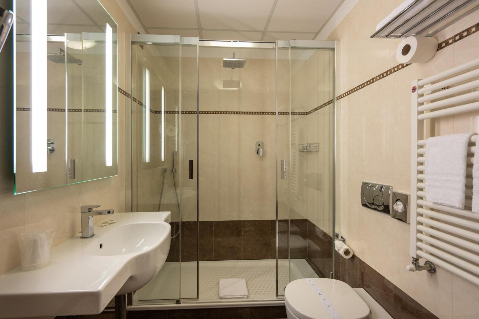 Hotel Iris Gênes Extérieur photo