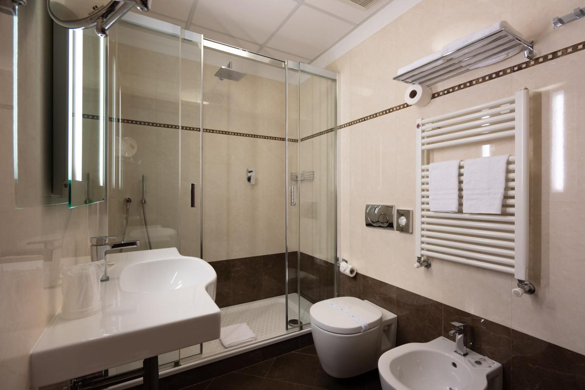 Hotel Iris Gênes Extérieur photo