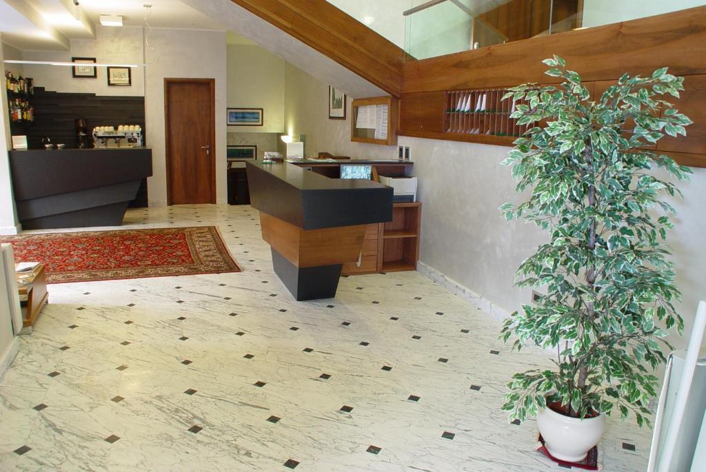 Hotel Iris Gênes Extérieur photo